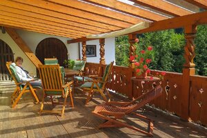 Gästeterrasse Haus Wiesenrand in Oberau bei Berchtesgaden - Urlaub auf dem Bauernhof